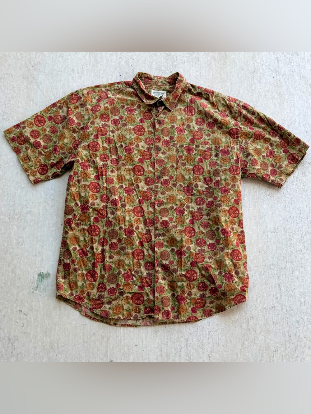 Vintage Banana Republic Safari And Travel Hawaiian Shirt Men Size Large 90s AOP